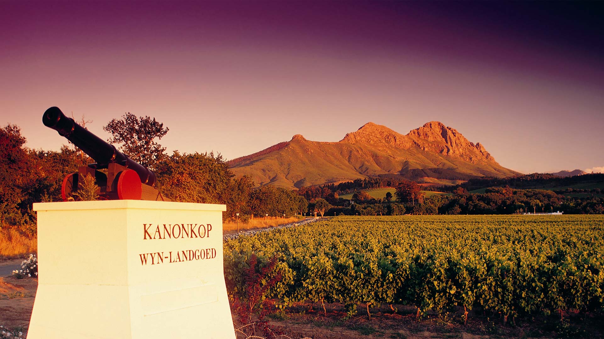 The Kanonkop cannon monument before the Simonsberg at sunset
